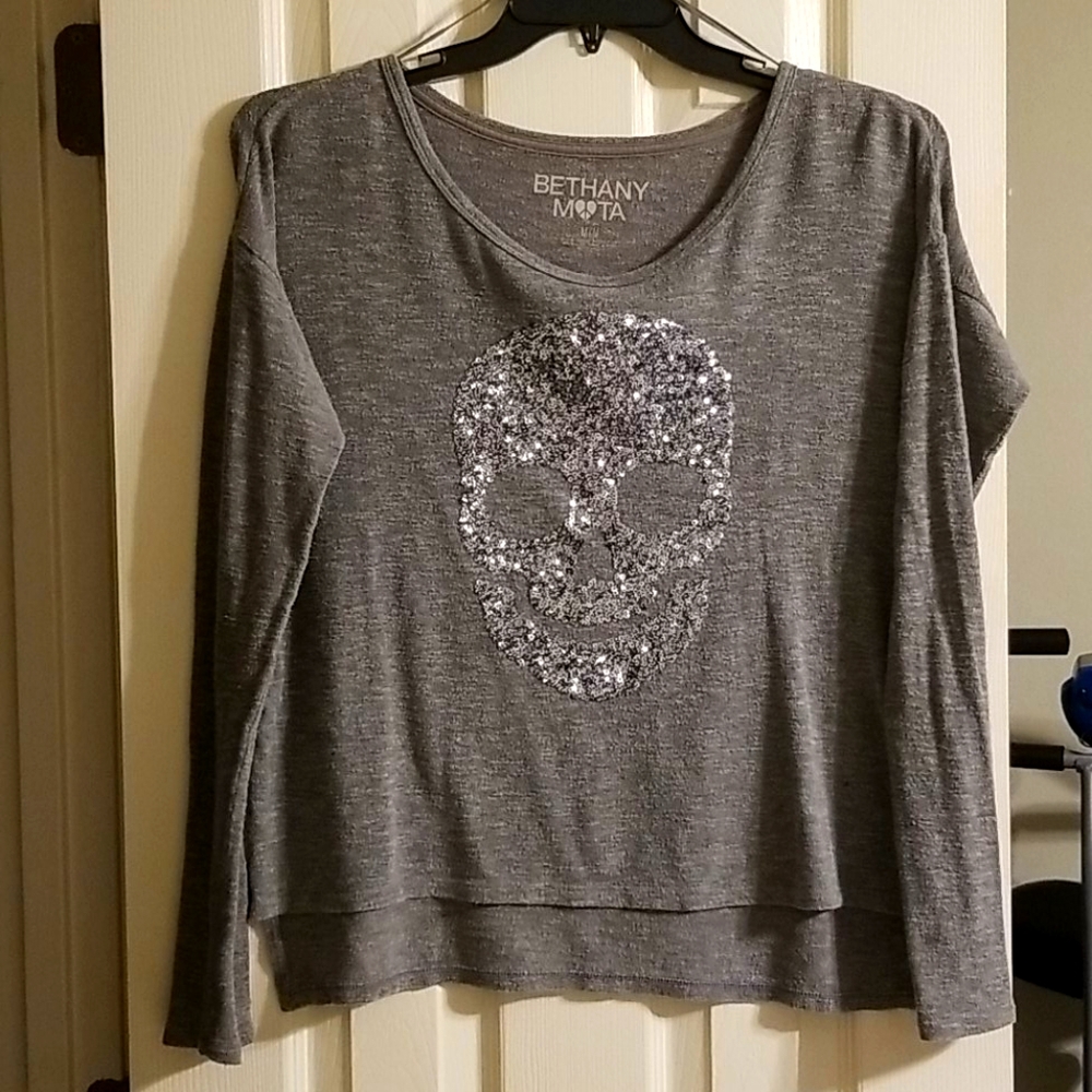 Light Sweater with Skull Sequins